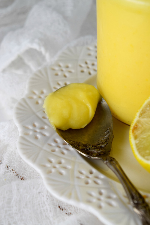 Simple and Easy How to Make Lemon Curd