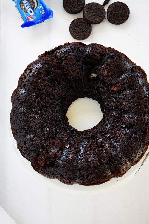 Chocolate Blunt Cake for Chocolate Oreo Cake