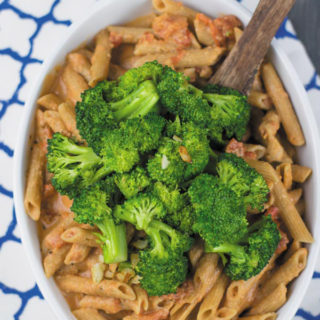 broccoli-pasta-ready-with-tomato-cream-pasta-sauce-title