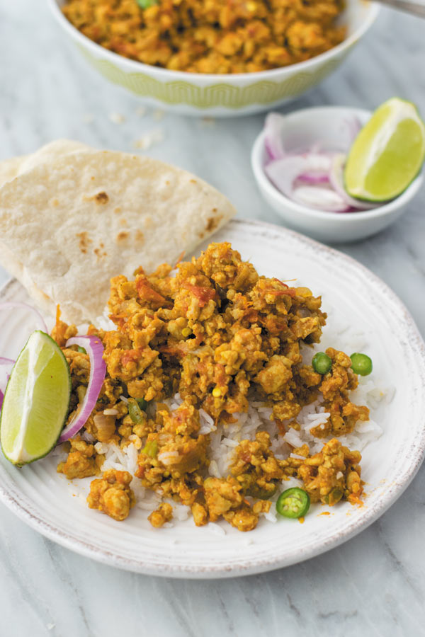 Chicken Keema - Indian spiced meat, just 30 mins start to finish, a perfect healthy comfort food perfect served over rice!