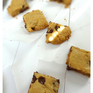 Delicious Brown Butter Blondie Cookies