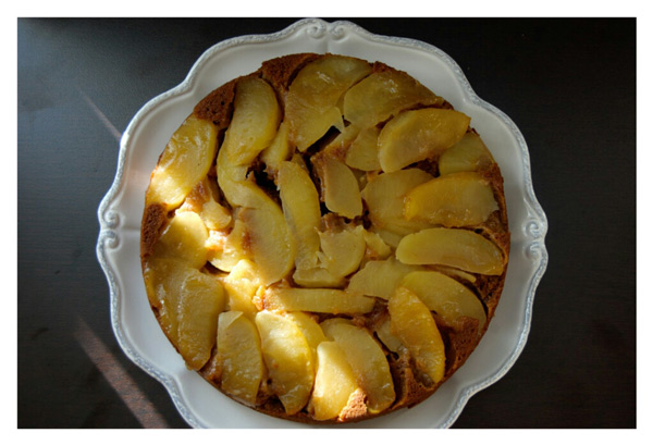 upside down apple molasses cake