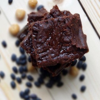 Healthy Chocolate Bean Brownies