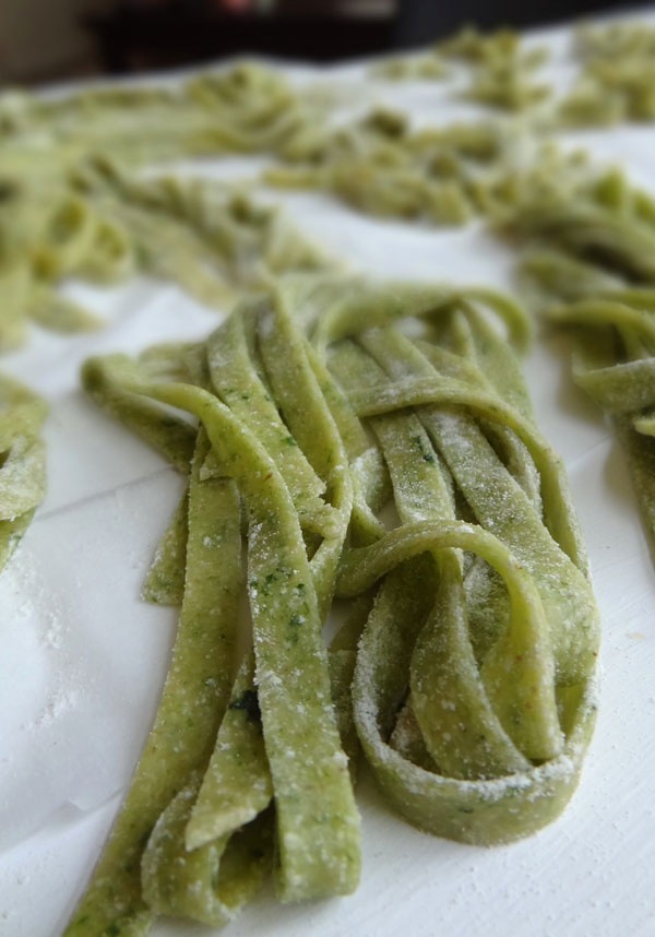 Homemade Spinach Fettuccine Pasta Strands