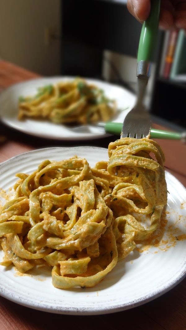 Homemade Spinach Fettuccine Pasta