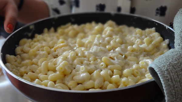 Easy Stove Top Mac and Cheese