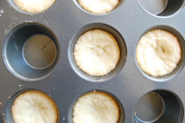 lemon bar muffin in Muffin Tin