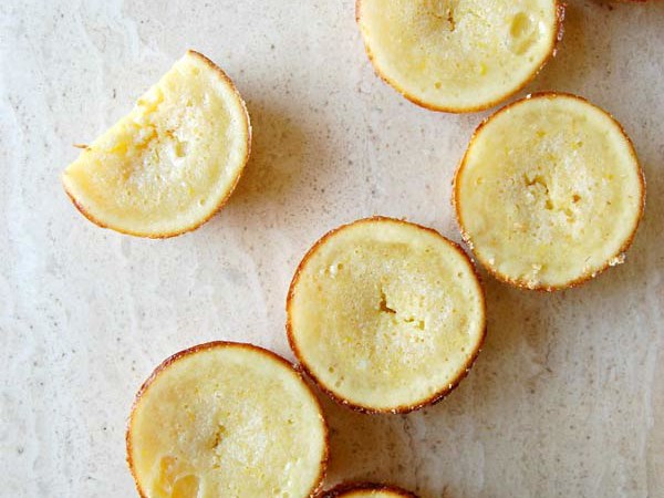 Easy Simple Lemon Bar Muffin