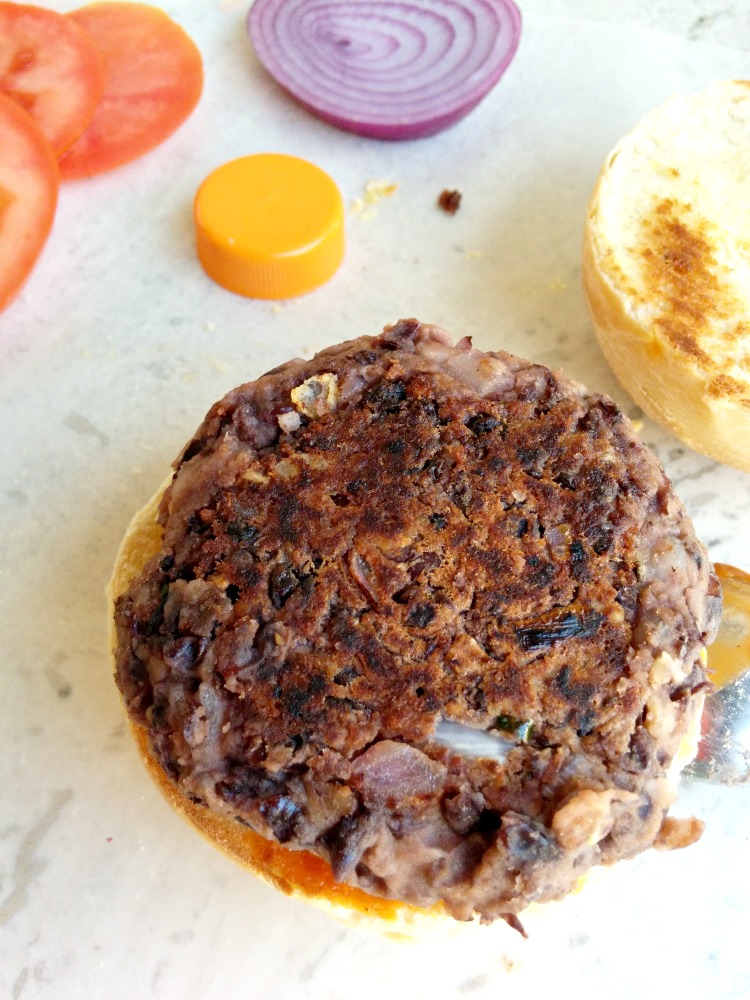 Black Bean Burgers - Spicy Veggie Burger that is Soft and Meaty feel