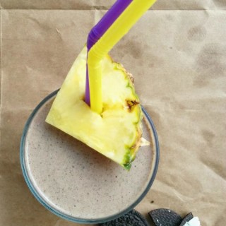 pineapple oreo milkshake