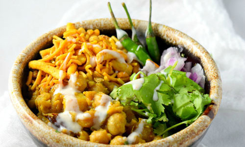 Warm Chickpea Chaat (Dahi Misal)