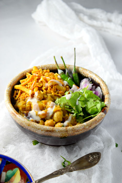 Warm Chickpea Chaat (Dahi Misal) Ready to Eat