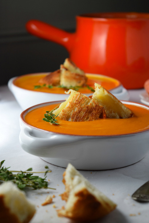 Creamy Tomato Soup With Grilled Cheese Croutons Ready to Eat