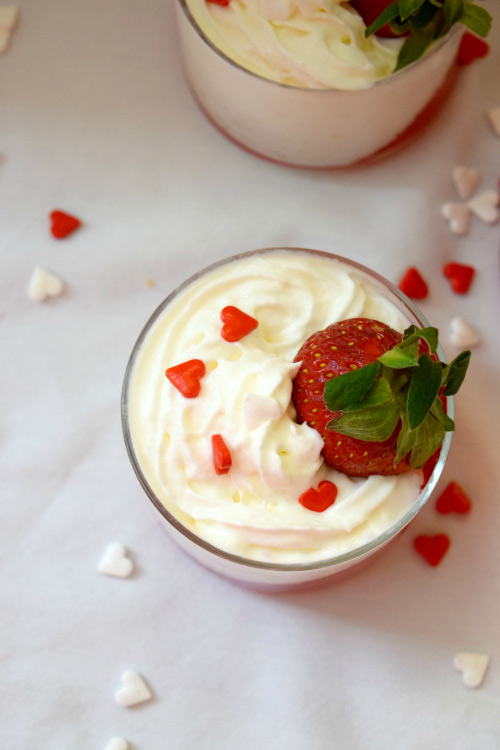 Strawberry Jello Parfaits a Valentines dessert