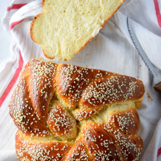 How to Make Challah Bread