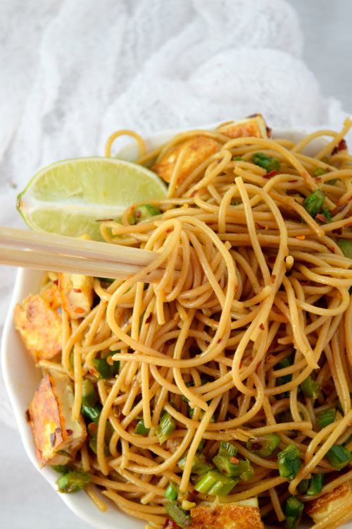 Easy Asparagus and Tofu Noodles Ready to be Eaten