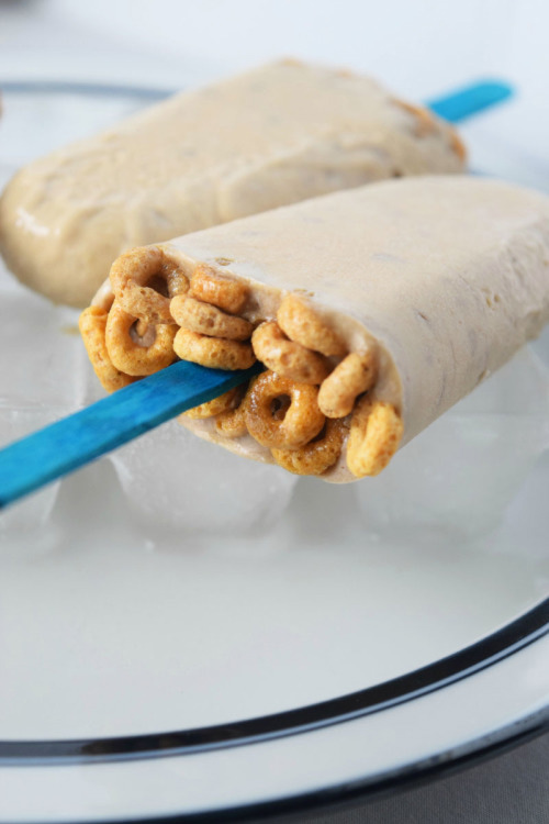 Peanut Butter Cereal Pops 3