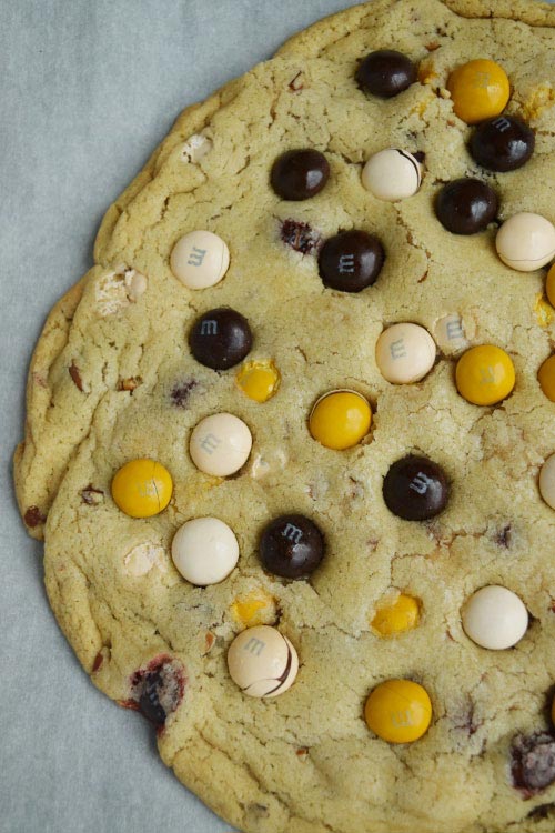 Baked M&M Pecan Pie Pizza