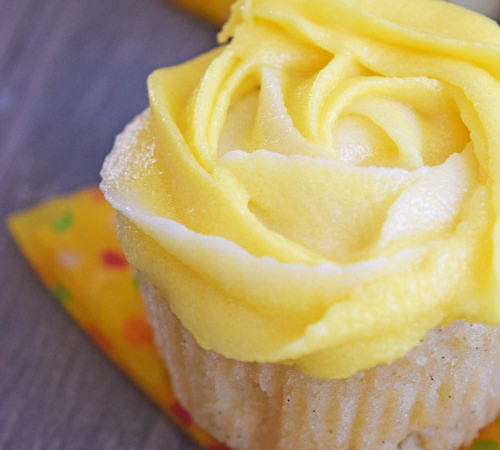 Best Vanilla Cupcakes