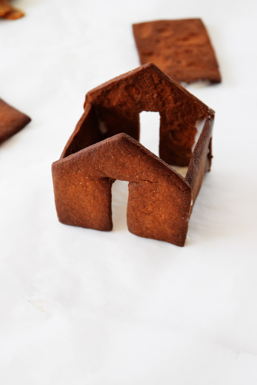 Step 5 Assemble Walls with Icing for Mini Gingerbread House