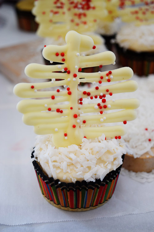 Christmas Tree Cupcakes 1