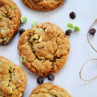 Mint Chocolate Chip Cookies