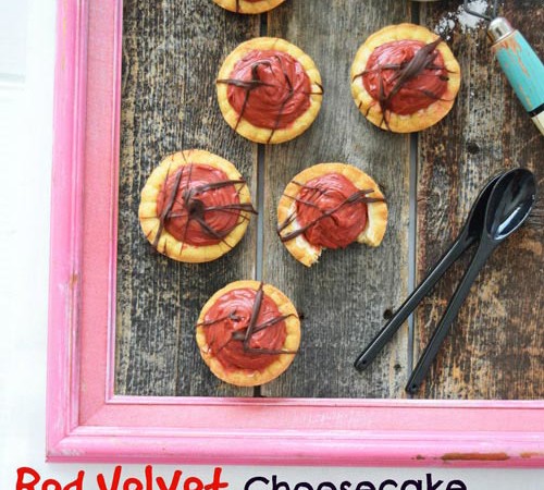 Red Velvet Cheesecake Cookie Cup