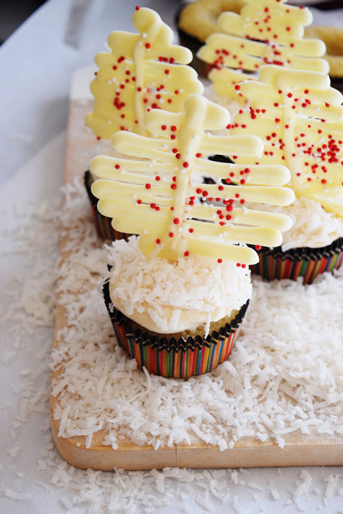 Winter Wonderland with Christmas Tree Cupcakes