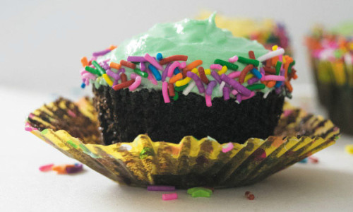 one bowl easy chocolate cupcakes