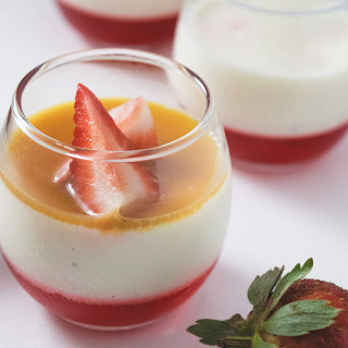 panna cotta in shot glass 1