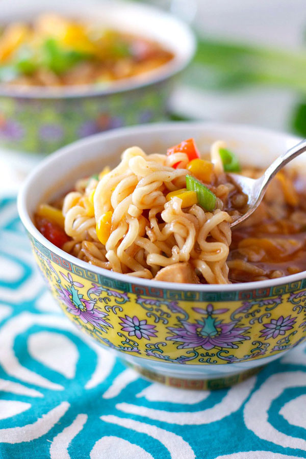 Barbecue Chicken Ramen Noodle Bowls 10