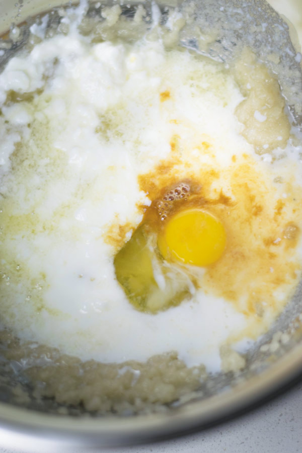 batter ingredients to make pineapple upside down cake