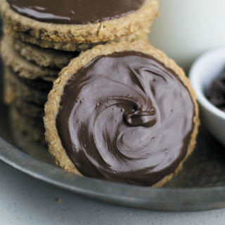 chocolate coated digestive biscuits 1