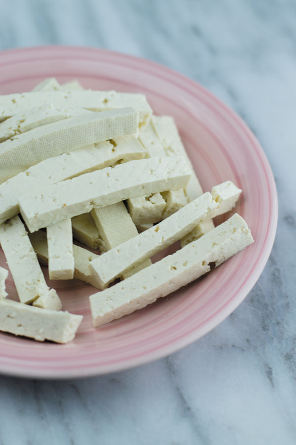 tofu cut up for spicy peanut sauce noodles