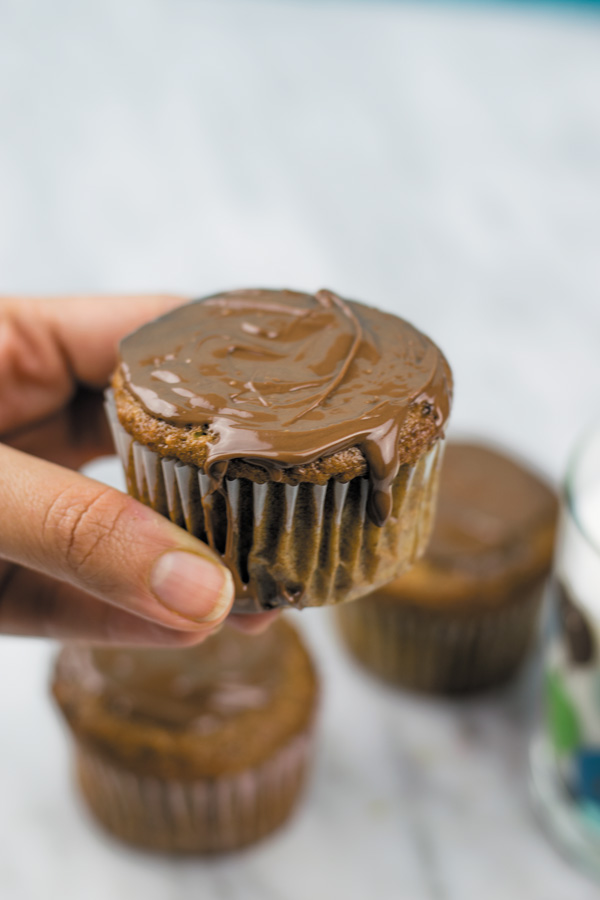 Nutella Banana Muffins with nutella glaze