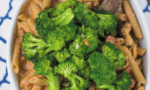 broccoli-pasta-ready-with-tomato-cream-pasta-sauce-title