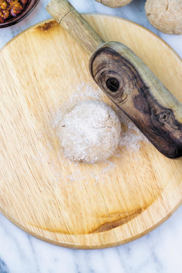 dough for achaari lachha paratha