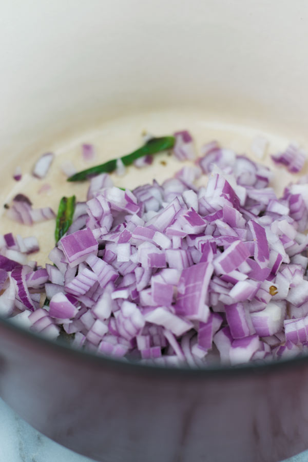 onions-for-chicken-curry