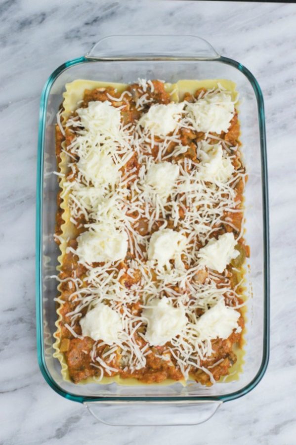 Easy Vegetarian Lasagna + GIVEAWAY | Naive Cook Cooks