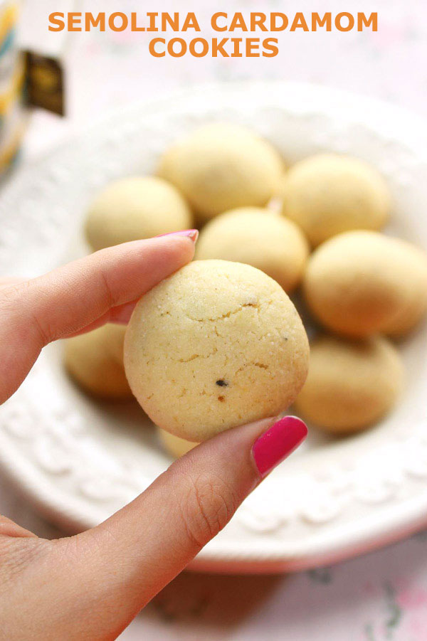 perfectly baked semolina cardamom cookies