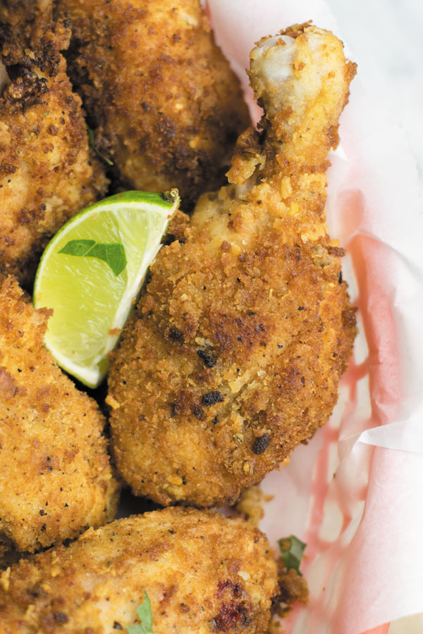 Spicy Fried Chicken Drumstick Recipe - a super quick simple dinner, just marinate night before and enjoy hot crispy drumsticks for dinner! These never last at our place!