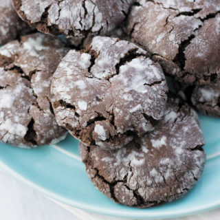 Fudgy Chocolate Crinkle Cookies - Perfect cookies for tea time, these are fudgy with crunchy exterior. My HUSBAND declared them the best cookies I have made so far!