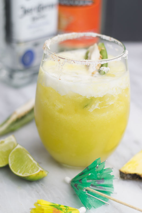 Jalapeno pineapple margarita - Jalapeno infused tequila, fresh pineapple, all blended into this fun margarita that is great for relaxing or for gatherings! Comes together super quick!