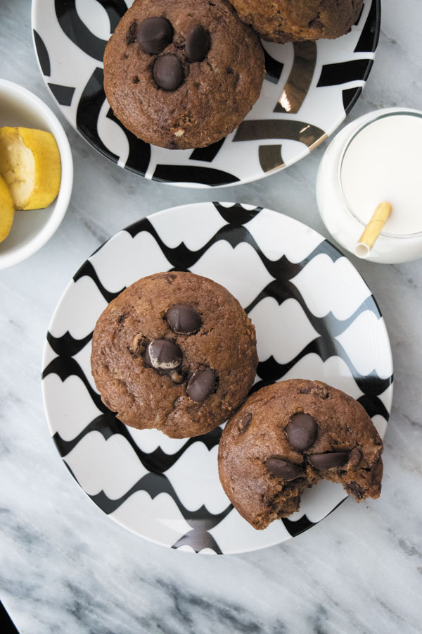 Chocolate Banana Muffins - these Eggfree, Butterfree and dairyfree muffins are the best banana chocolate muffins out there! No FUNNY ingredients!! Super soft and intense chocolate flavor makes them kids favorite!!