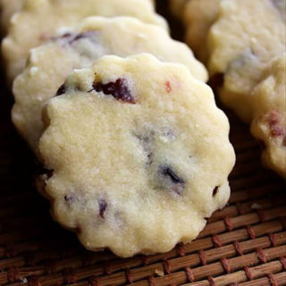 Easy Cranberry Cookie Recipe - eggless simple butter cookies with cranberries, just few simple ingredients. Perfect holiday treats!