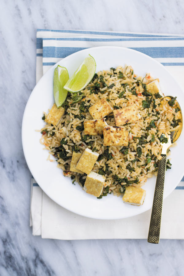 Spicy Kale Fried Rice - Just 15 Mins to make this amazing side dish or adding a protein of choice makes it into a filling meal! It's been on a regular DINNER rotation at our place. My family LOVES IT!