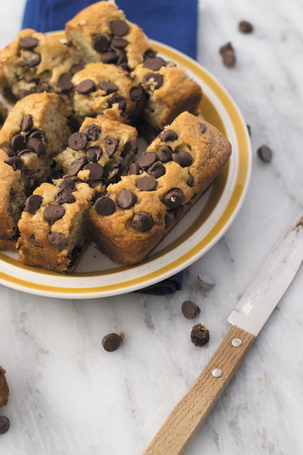 Chocolate Chip Banana Bread - delicious VEGAN chocolate chip banana bread made with simple ingredients, so soft & a perfect treat with a cup of coffee!