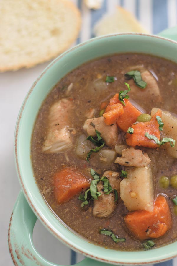 Slow Cooker Chicken Stew - easy delicious slow cooker CHICKEN STEW. Just throw everything in slow cooker & come home to a delicious meal that your whole family will love!