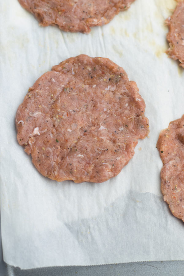 homemade turkey sausages - One bowl, 30 Minutes and just few ingredients to make these fresh at home sausages! Better than the ones at your favorite diner!