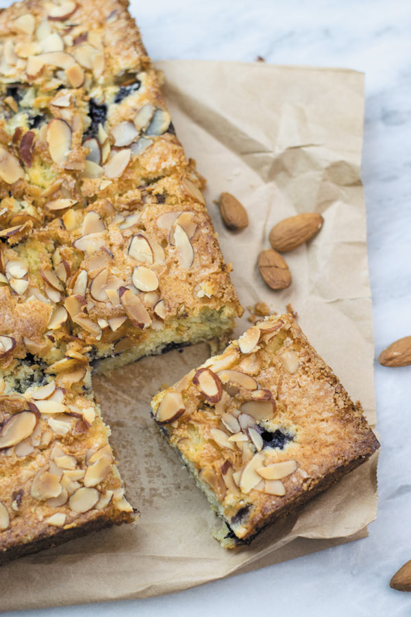 almond blueberry snacking cake